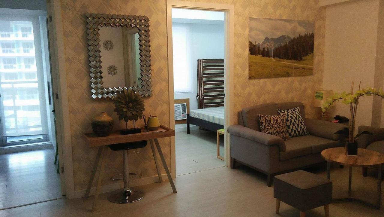 Azure Residences By Van Florendo Manila Esterno foto